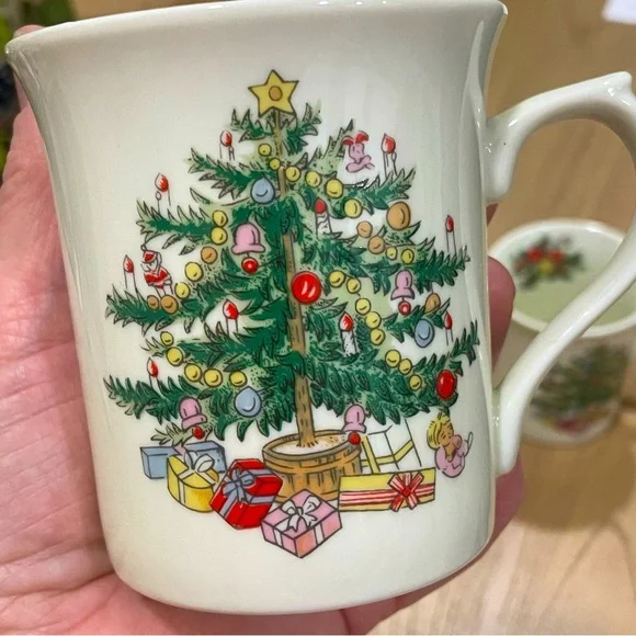 Set off 4/ Christmas Tree Coffee Cup/Mug VINTAGE porcelain ware-made in Japan